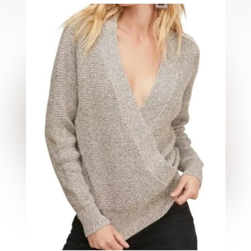 ASTR the Label Stephanie Surplice Neck Sweater Women's Size Large Heathered Gray